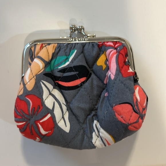 Vera Bradley Coastal Paradise Kiss Lock Coin Purse NWOT - Picture 2 of 3